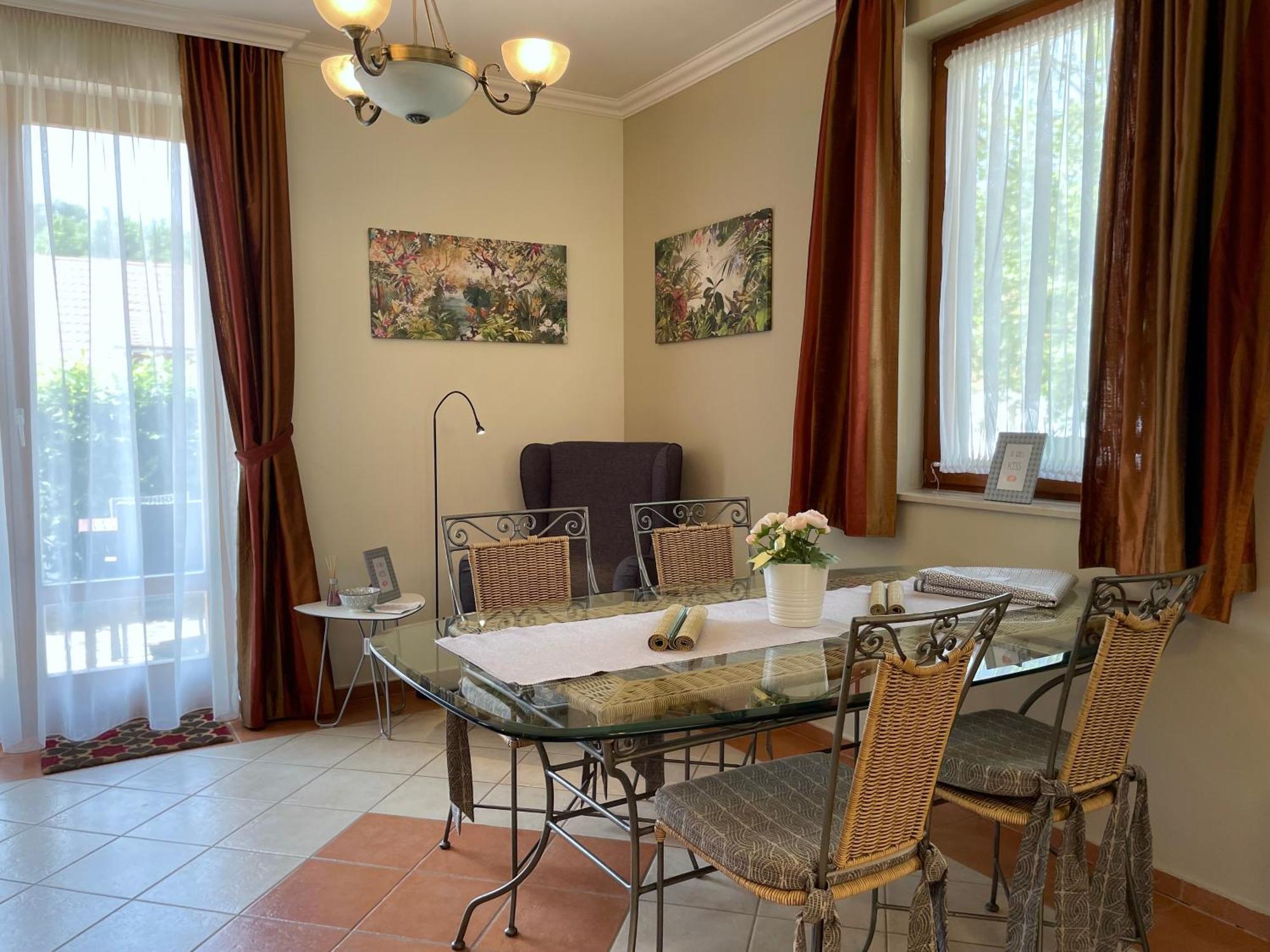 Appartement Kastelo Teraso ซาลัคชานี ภายนอก รูปภาพ