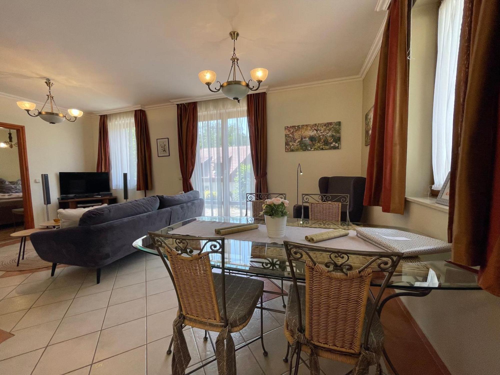 Appartement Kastelo Teraso ซาลัคชานี ภายนอก รูปภาพ